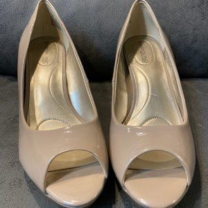 b-flexible Heels